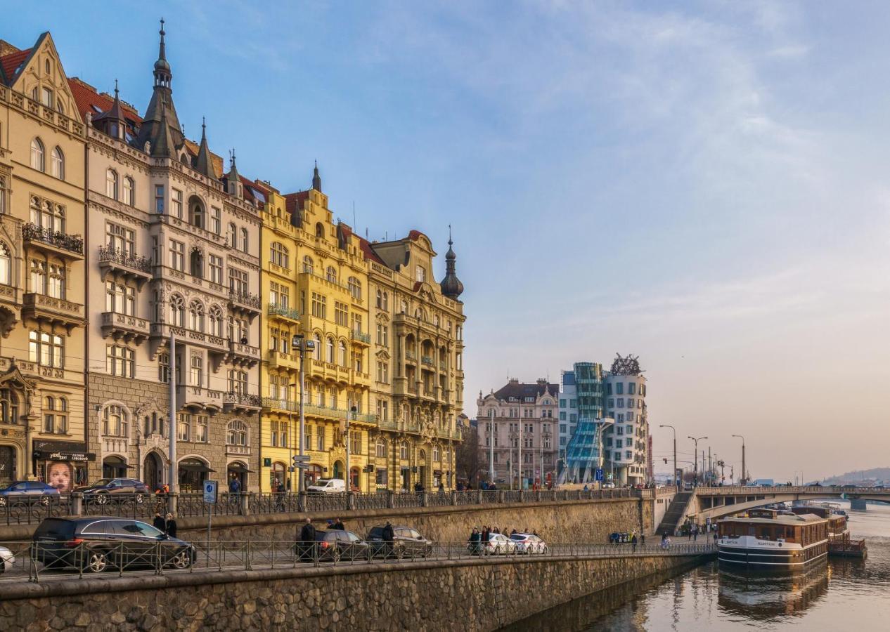 Mn6 Luxury Suites By Adrez Prague Ngoại thất bức ảnh