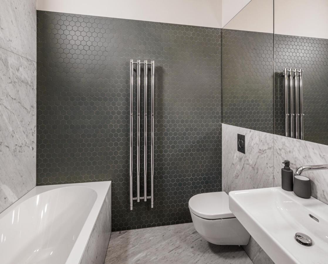Mn6 Luxury Suites By Adrez Prague Ngoại thất bức ảnh