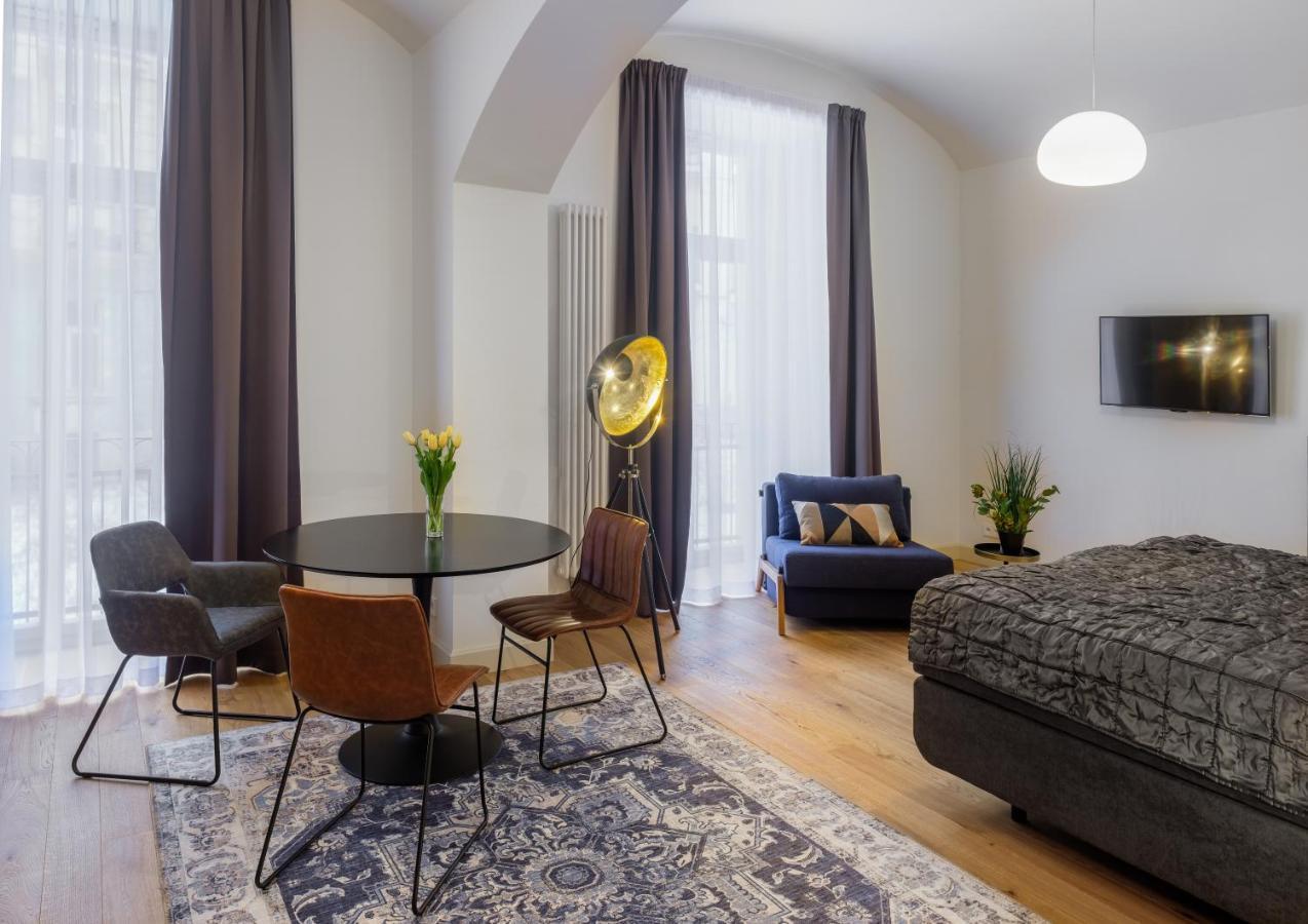 Mn6 Luxury Suites By Adrez Prague Ngoại thất bức ảnh