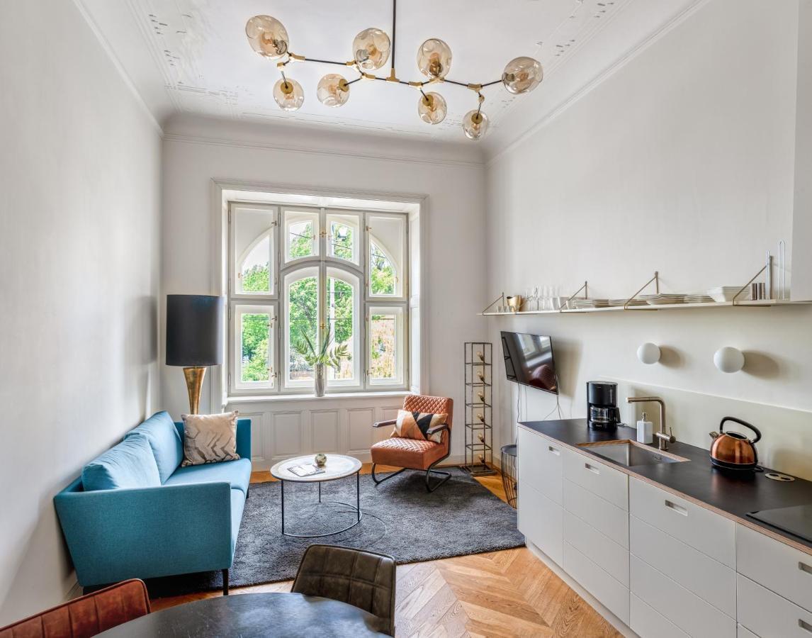 Mn6 Luxury Suites By Adrez Prague Ngoại thất bức ảnh